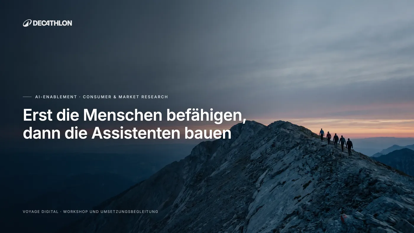 Titelbild des Workshops: eine Gruppe auf einem Berggrat im Abendlicht